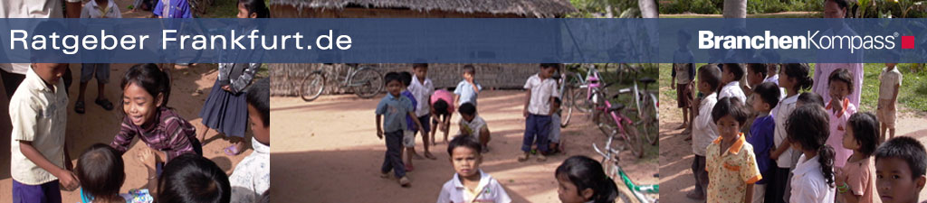 leere regale und gepackte Kisten in einem Büro Rhein Main