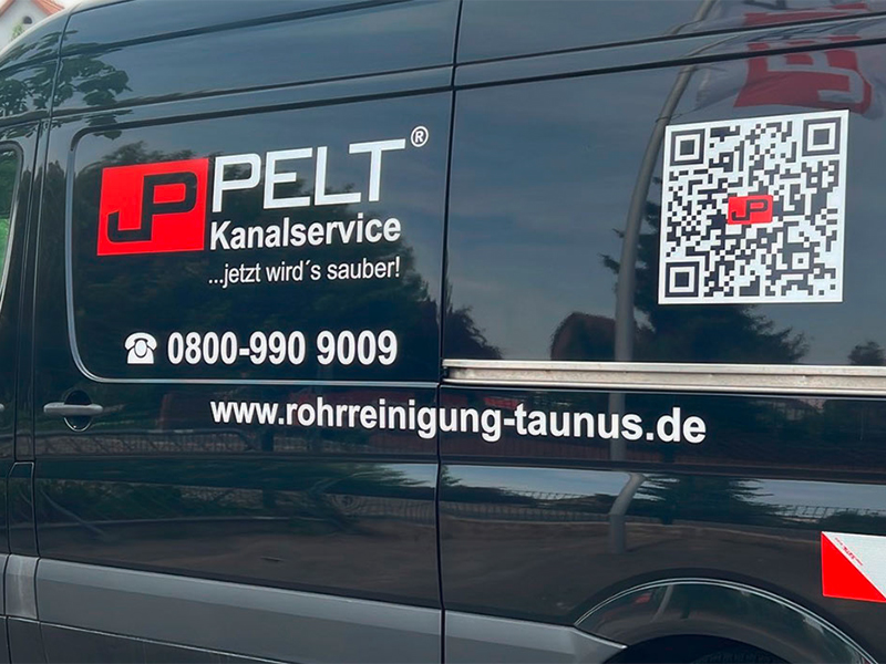 JP Pelt Firmenfahrzeug im Einsatz