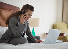 Geschäftsfrau im Hotel im Rhein-Main-Gebiet