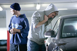 Autodiebsathl in der Tiefgarage