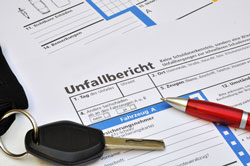 Wichtig ist der am Unfallort ausgefüllte Verkehrsunfallbericht